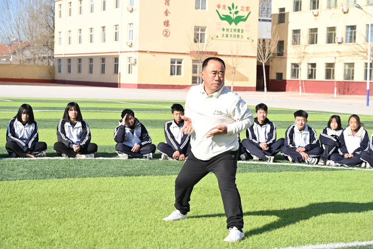 河北鹽山：傳統武術入校園 非遺傳承現活力_fororder_圖片2