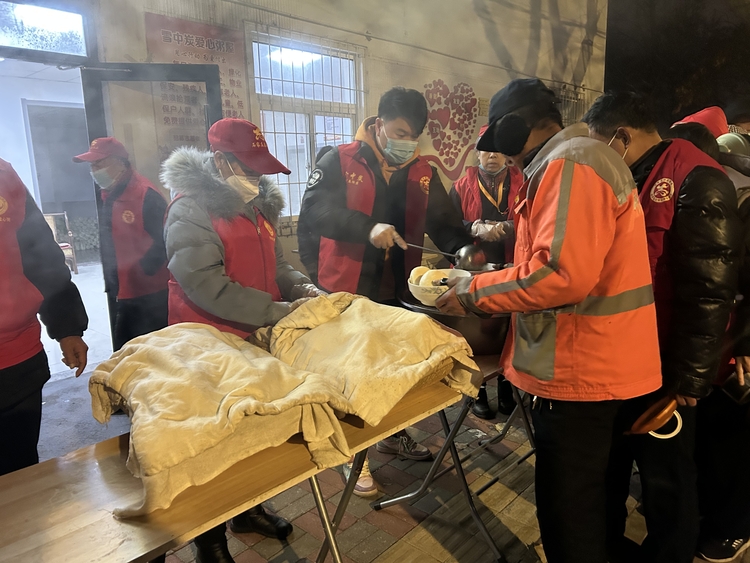 石家莊市新華區：文明實踐樹新風  志願服務暖寒冬_fororder_微信圖片_20231221153903