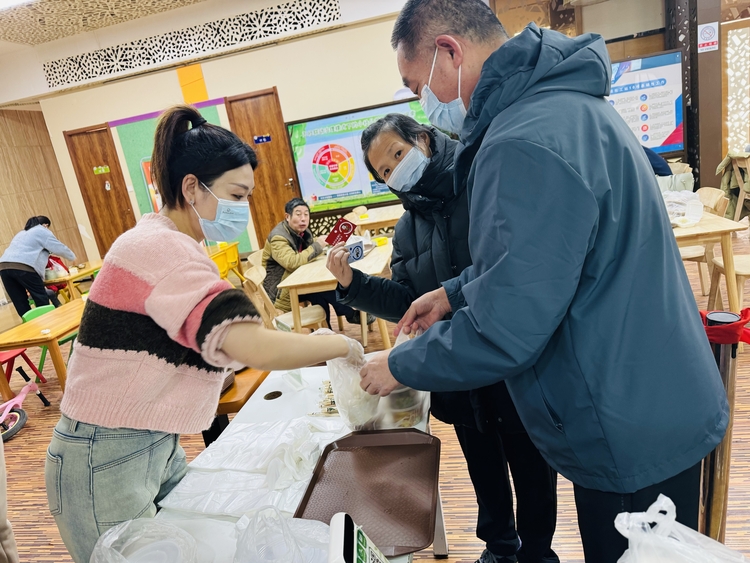 石家莊市新華區：居民有需求 社區來服務_fororder_微信圖片_20231228153431