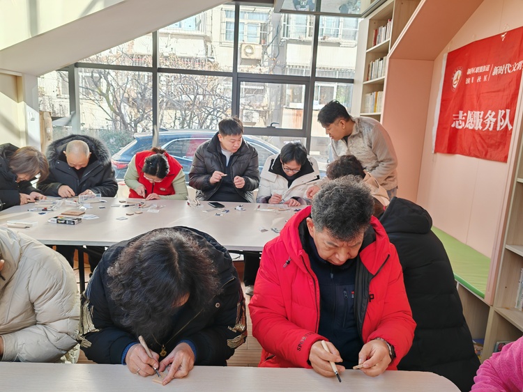 石家莊市新華區：非遺木雕進社區 傳統文化潤民心_fororder_微信圖片_20240104163723