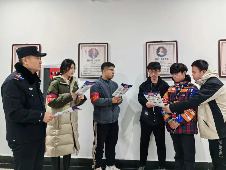 石家莊市新華區舉行“築牢反詐防線 共創平安校園”警校反詐聯盟啟動儀式_fororder_微信圖片_20231214152429