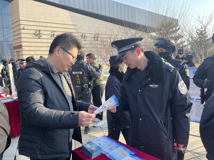 警營開放日 感受別樣“警”彩_fororder_110圖片1