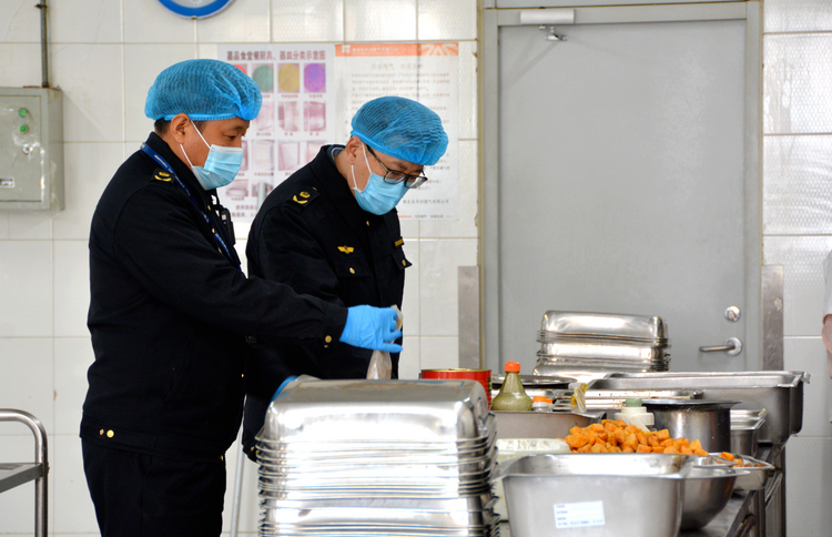 河北秦皇島：護航開學季 築牢校園食品“安全網”_fororder_圖片 5