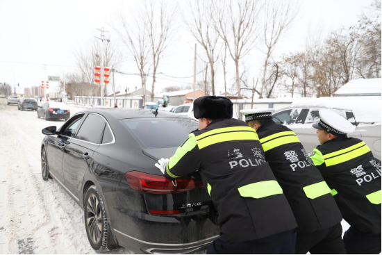 圖片默認標題_fororder_（國際在線圖片新聞）河北青縣積極應對暴雪天氣：多舉措全方位保暢471