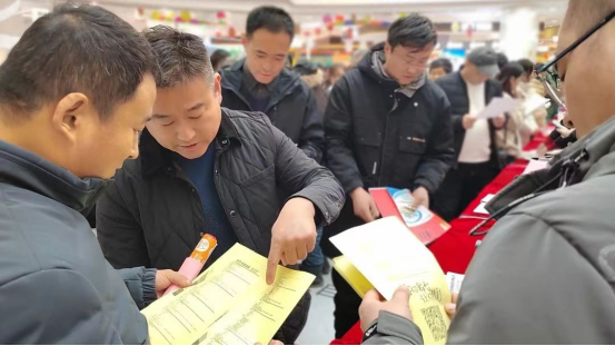 河北鹽山：跨省招工搶先機 引才援企開心局_fororder_河北鹽山：跨省招工搶先機 引才援企開心局（1）318