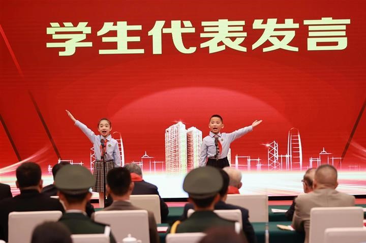 河北省關心下一代基金會第三屆理事會年會 暨《薪火行動》紅色教育專題片項目啟動儀式在石家莊舉行_fororder_6384911605215191976986166