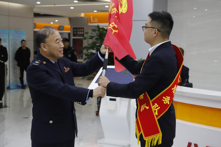 河北青縣：傳承雷鋒精神 優化政務服務_fororder_圖片 2