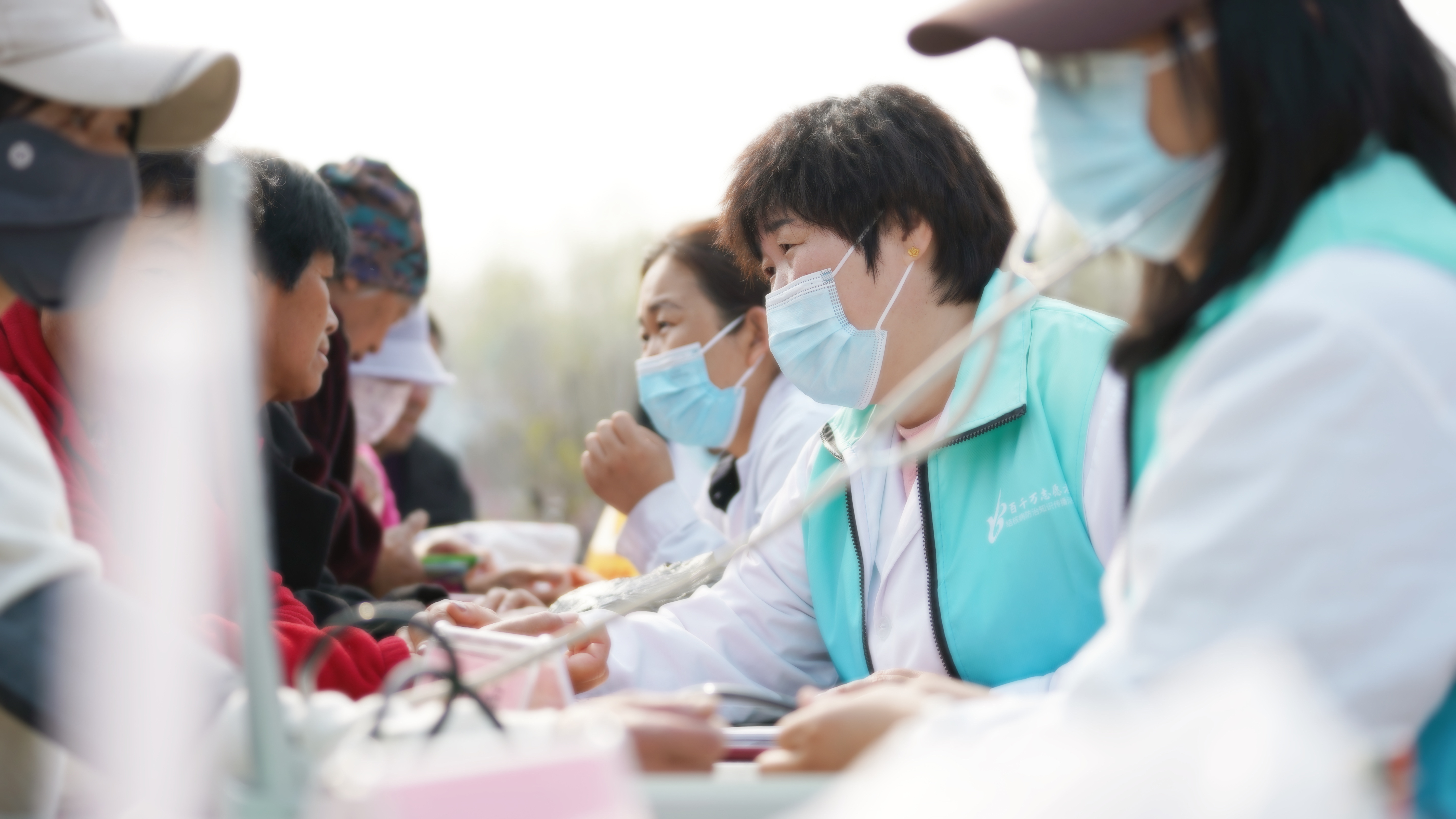 保定博野：中醫藥文化進梨園 愛心義診送健康_fororder_2