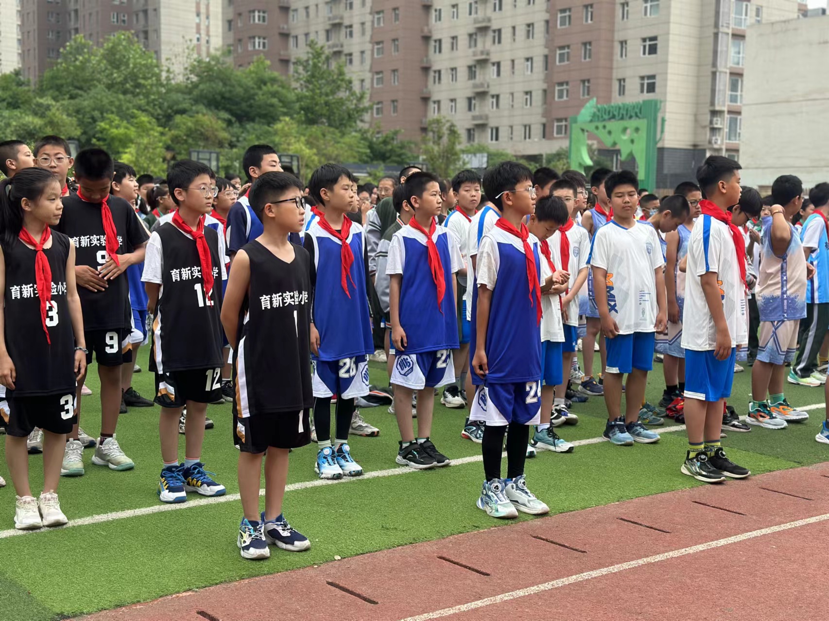 石家莊市育新實驗小學首屆“悅新杯”足籃球班級聯賽開幕_fororder_微信圖片_20240521154609
