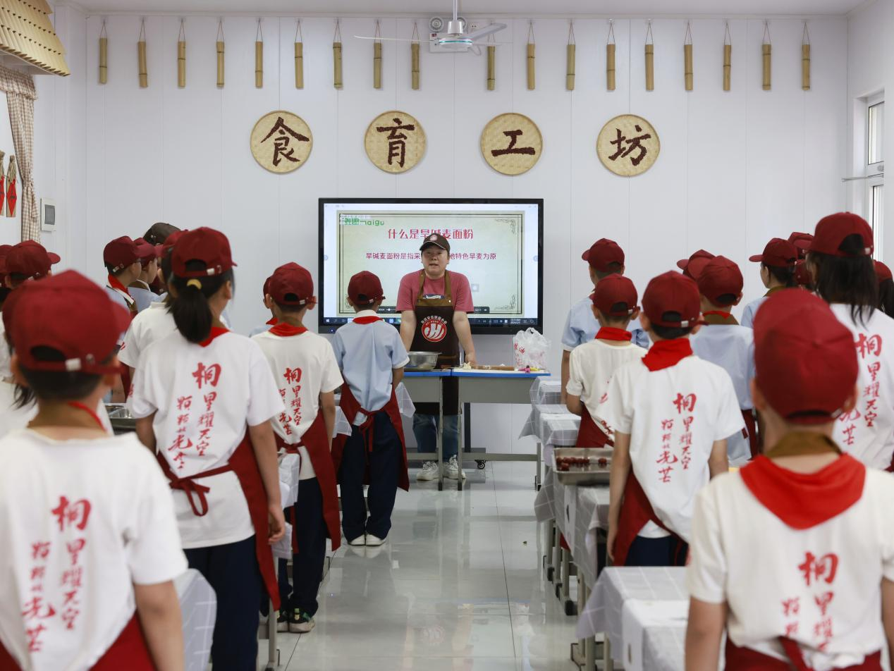 滄州市新華區：打造食育工坊 培育勞動少年_fororder_圖片 1