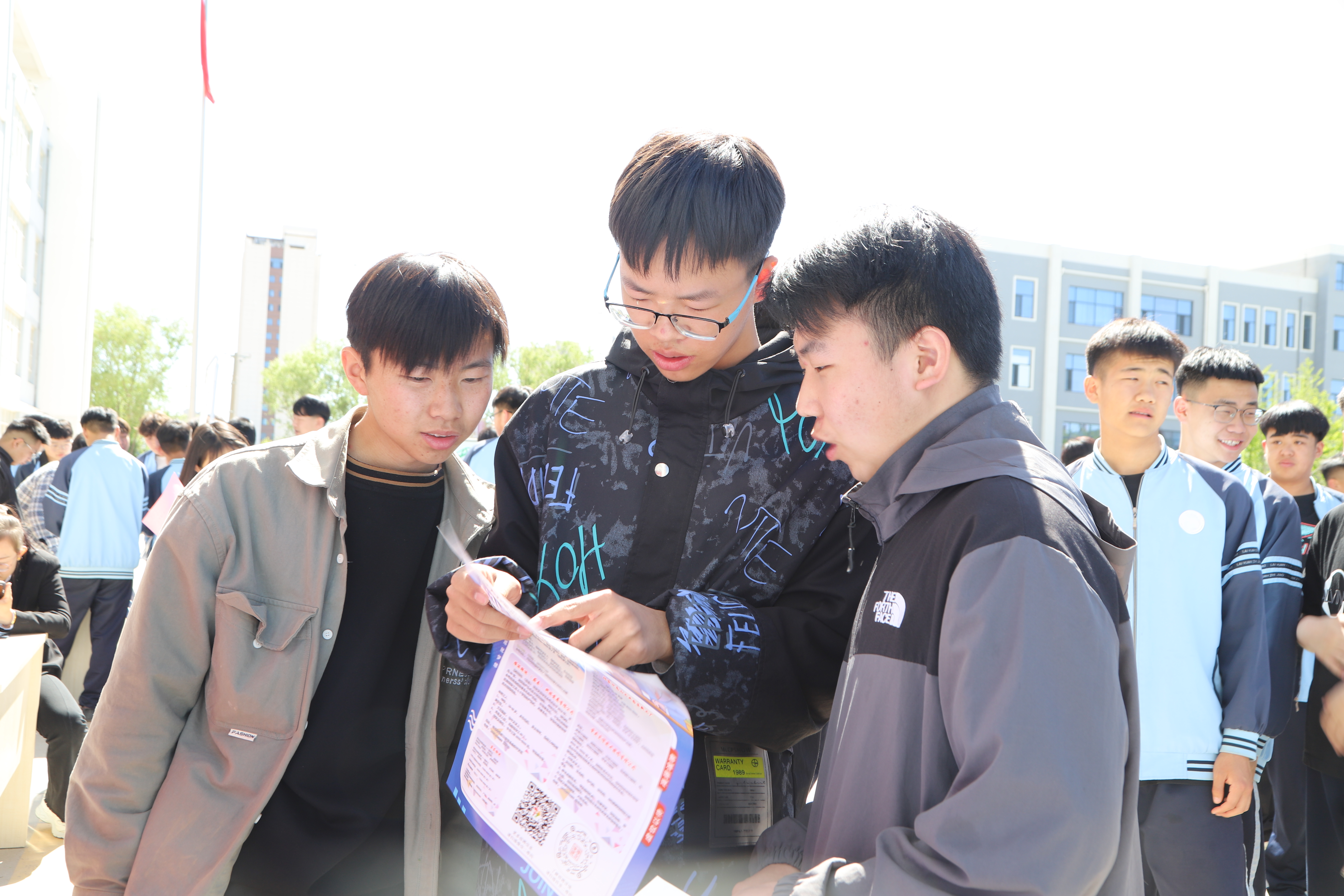 河北淶源：搭建校企合作平臺 助推企業進校園_fororder_1