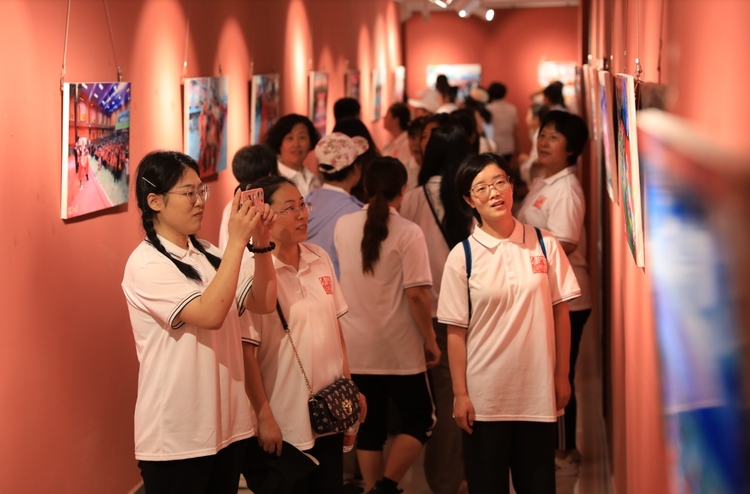 保定市蓮池區：文化育民促發展_fororder_2