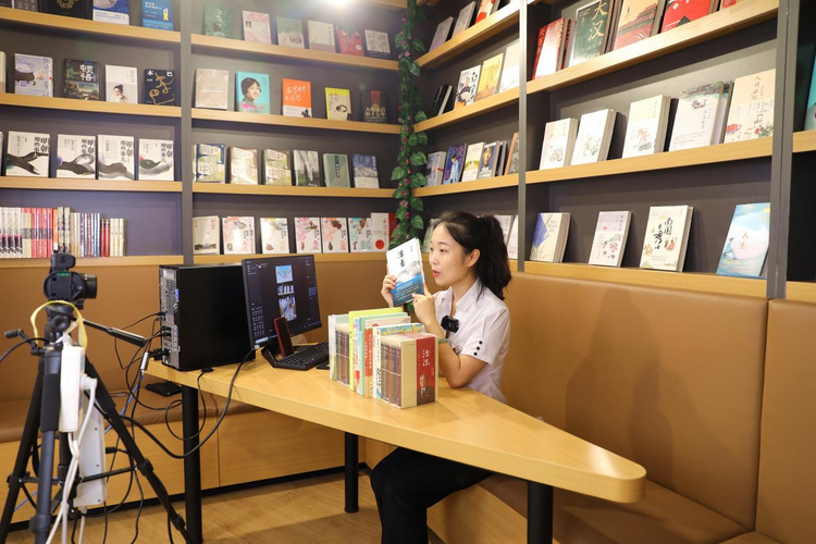 河北平泉：惠民書市讓讀者感受“閱讀樂趣”_fororder_圖片 2
