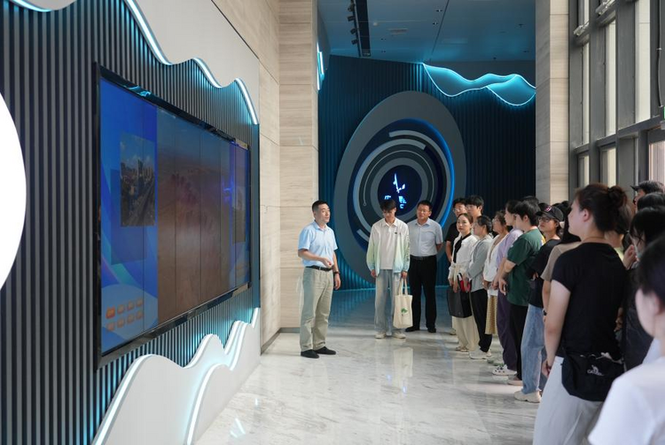 石家莊市裕華區開展2024年暑期“高校學子家鄉行活動”_fororder_圖片3