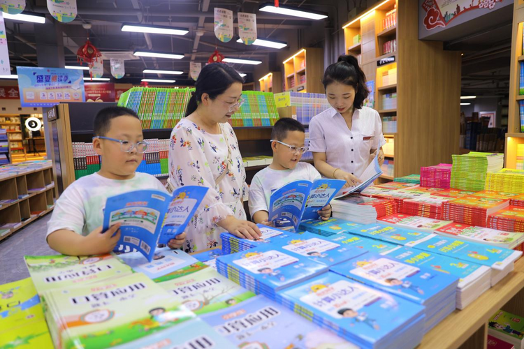 河北平泉：惠民書市讓讀者感受“閱讀樂趣”_fororder_圖片 3