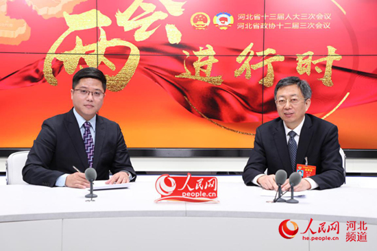 楊勇：教育改革紮實推進 群眾獲得感明顯增強