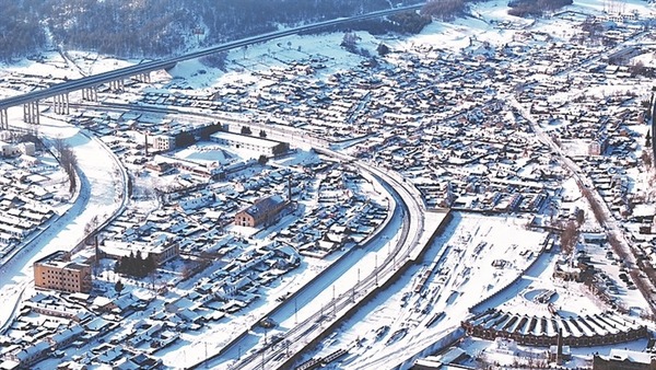 來橫道河子，享冰雪慢時光