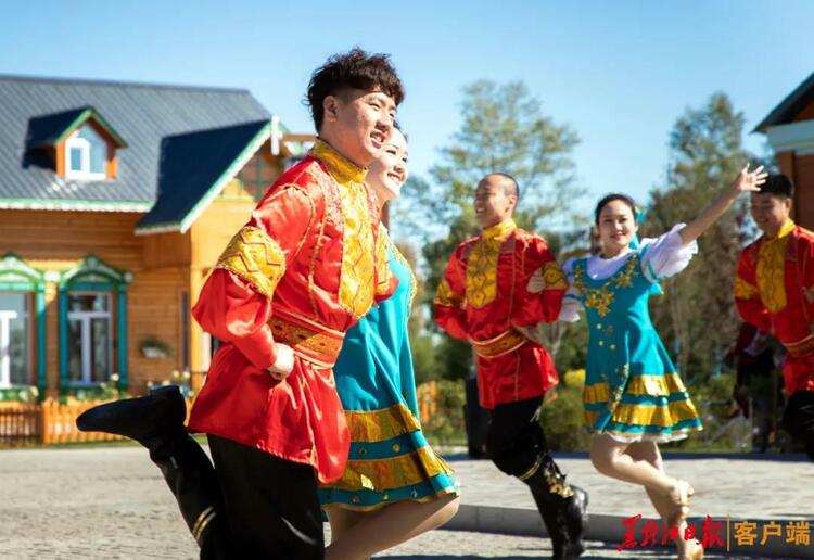 中俄民族風情園：俄羅斯帥哥美女來了