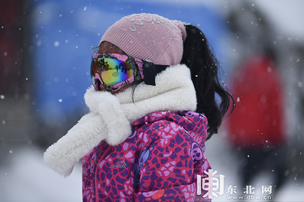 中國雪鄉今冬首場大雪如約而至 降雪已近30公分