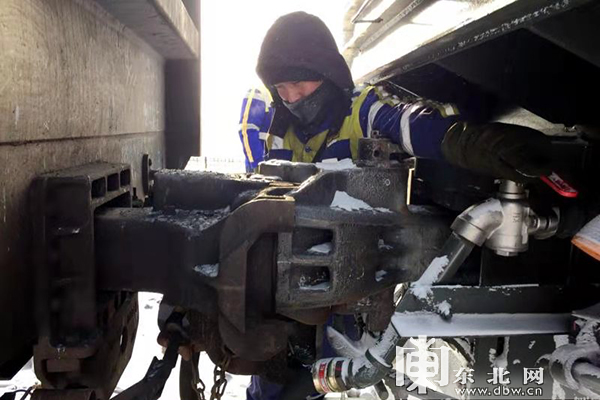 零下40℃低溫作業！每天20小時！ 漠河冬季煤炭運輸指標創歷史新高