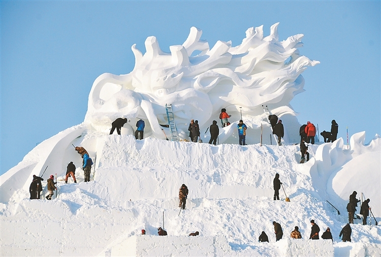 雪塑“煉成記”