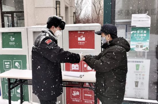 風雪戰疫人！因為有你，春天可期……