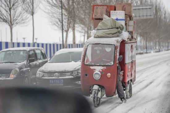 風雪戰疫人！因為有你，春天可期……