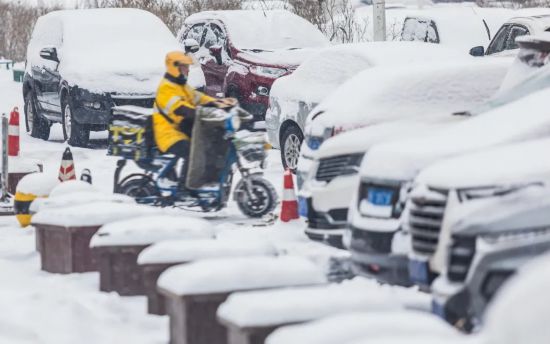 風雪戰疫人！因為有你，春天可期……