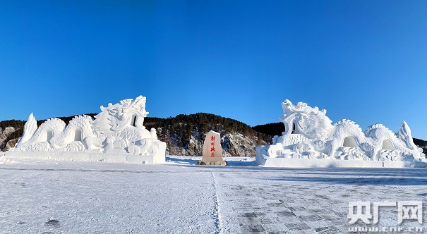 神州北極冰雪美景“醉”遊人