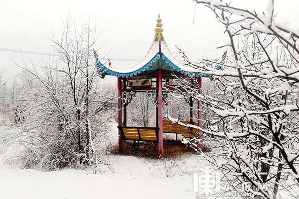 “中國最冷小鎮”大興安嶺呼中區降春雪美景如畫