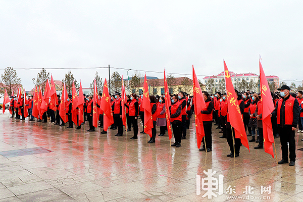 漠河市舉辦“向黨看齊·圓夢北極”主題實踐活動