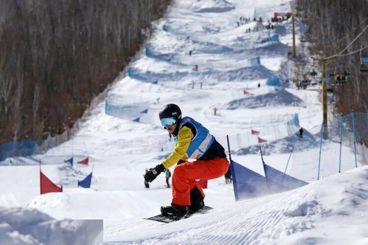 勵志！全國殘奧單板滑雪障礙追逐賽技驚四座