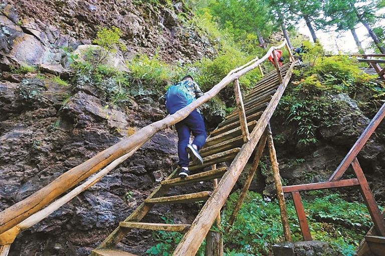 牡丹江火山口國家森林公園開園