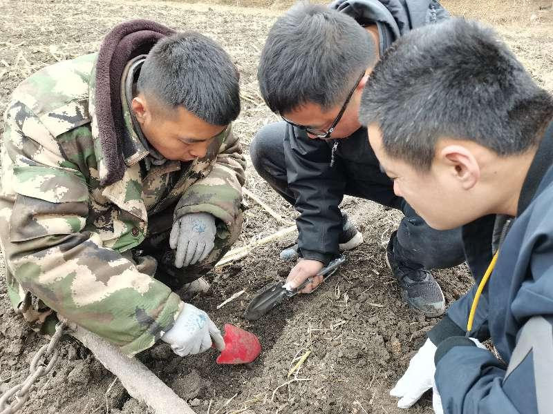 倍豐集團農化服務中心走入田間地頭 助力春耕播種_fororder_微信圖片_20210518130449