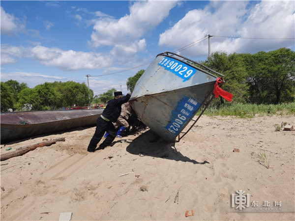 中俄最大界湖——興凱湖進入禁漁期