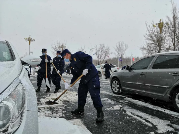 【OK有修改】（急稿）【供稿】【黑龍江】黑河吹響迎戰暴雪“集結號”