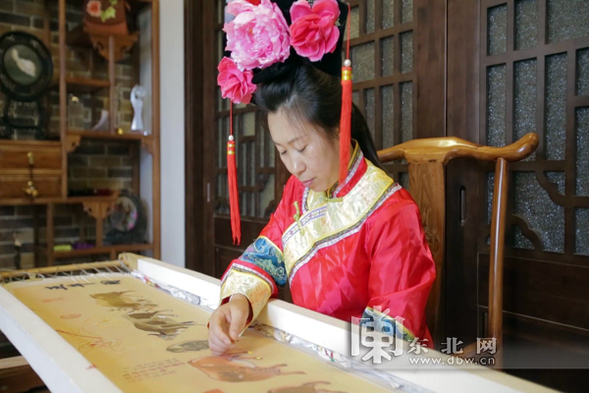 王春艷：烏魚繡在“飛針走線”中展現冰雪美