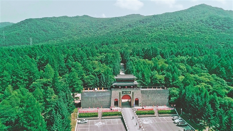 “大禮包”直落鏡泊湖景區