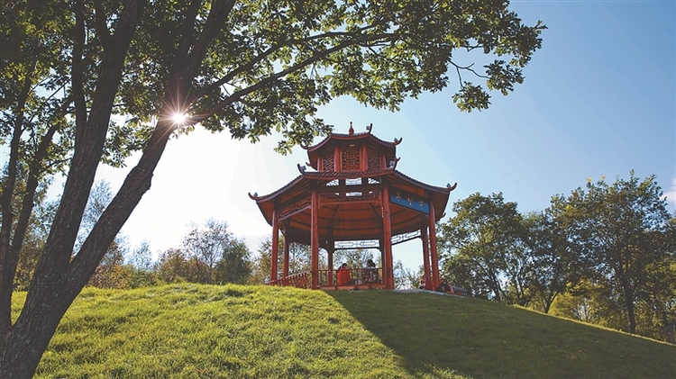 景城一體山水進城 建構城市愛的地標