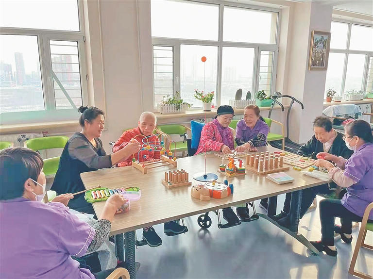 創新“養中設醫、醫中帶養、醫養共建、居家醫養” 冰城打造醫養結合大格局