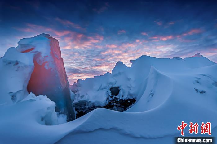 中俄界湖興凱湖冰天雪地現美景