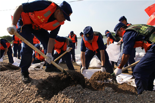 B【黑龍江】以戰促練增強搶險本領 未雨綢繆確保安全度汛 黑河市舉行龍威黑河2020年防汛綜合演練比武