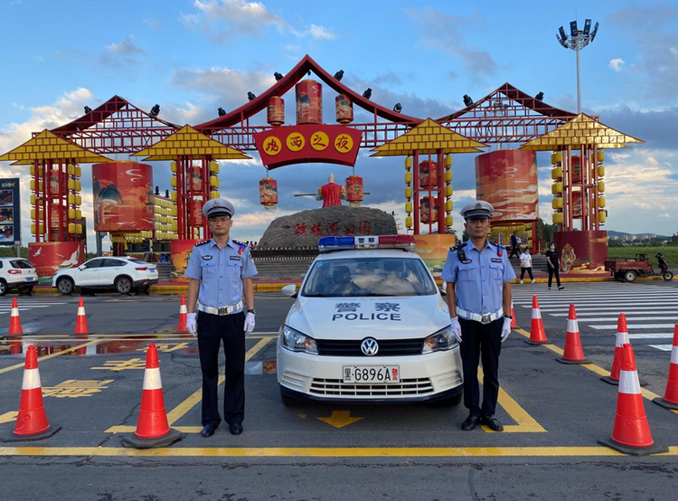 雞西市城子河公安交警大隊抓牢四項工作 確保夏季交通秩序平穩_fororder_微信截圖_20220902134057