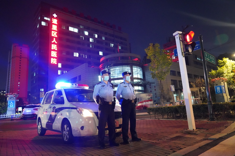 中秋節期間黑龍江省投入警力6.9萬餘人次 全力營造安全穩定的社會環境和治安環境_fororder_微信圖片_20220913101651