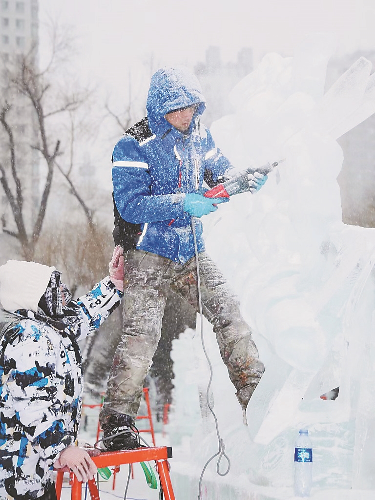 綏化90後聽障小夥白洋： 無聲的青春在霜雪中雕琢