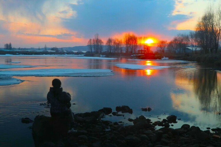 冰河落日圓 海林夕陽美