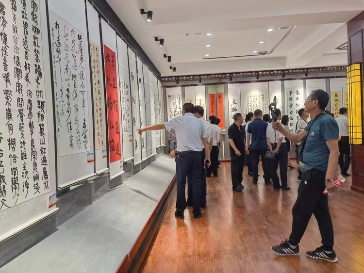 海倫：舉辦墨香飄過四十年“慶七一 頌黨恩”主題書法展活動_fororder_微信圖片_20230629163956