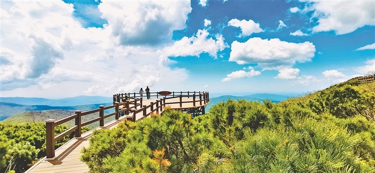 北方有奇觀 龍江鳳凰山