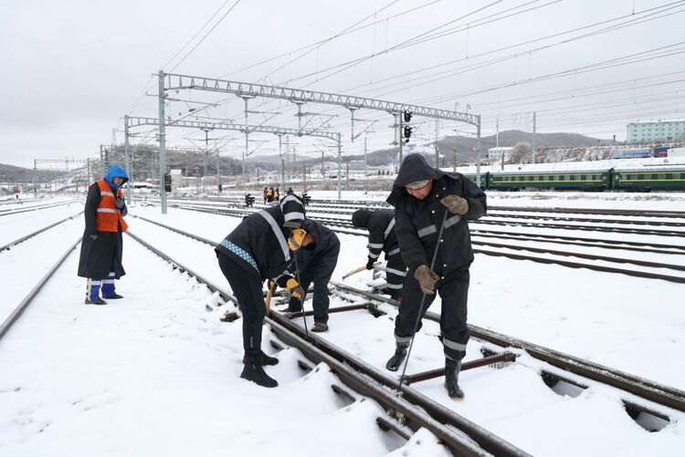 黑龍江牡丹江：迎戰暴雪保暢通