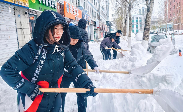 雞西市：提前預警 以雪為令 高效應對極端天氣_fororder_圖片2